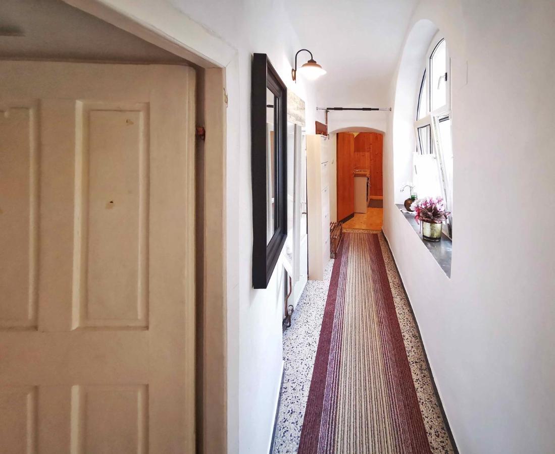 Ferienwohnung Himmelberg 80M2 In Der Altstadt Und Toll Fuer Familien Klagenfurt am Wörthersee Extérieur photo