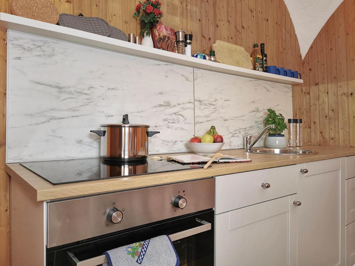 Ferienwohnung Himmelberg 80M2 In Der Altstadt Und Toll Fuer Familien Klagenfurt am Wörthersee Extérieur photo